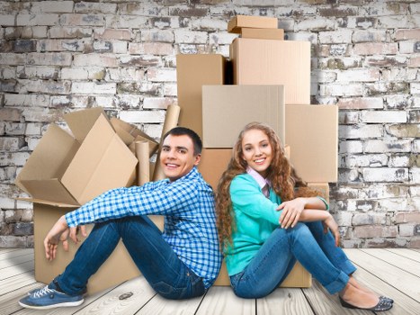 Professional packing support for a Barnes property move